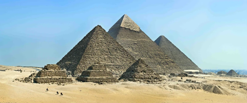 The Pyramid Complexes